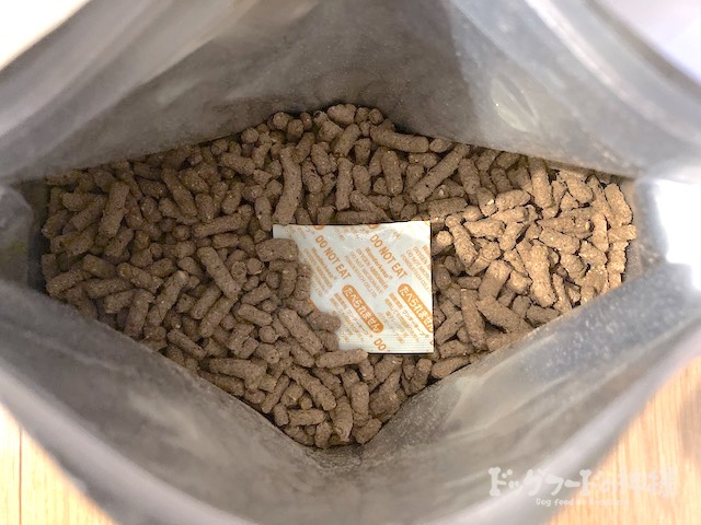 ドッグスタンス「鹿肉ベーシック」を開封