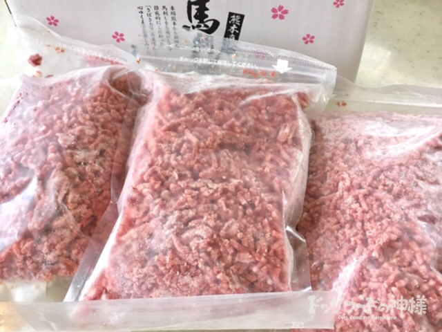 馬肉パラパラミンチがおすすめ